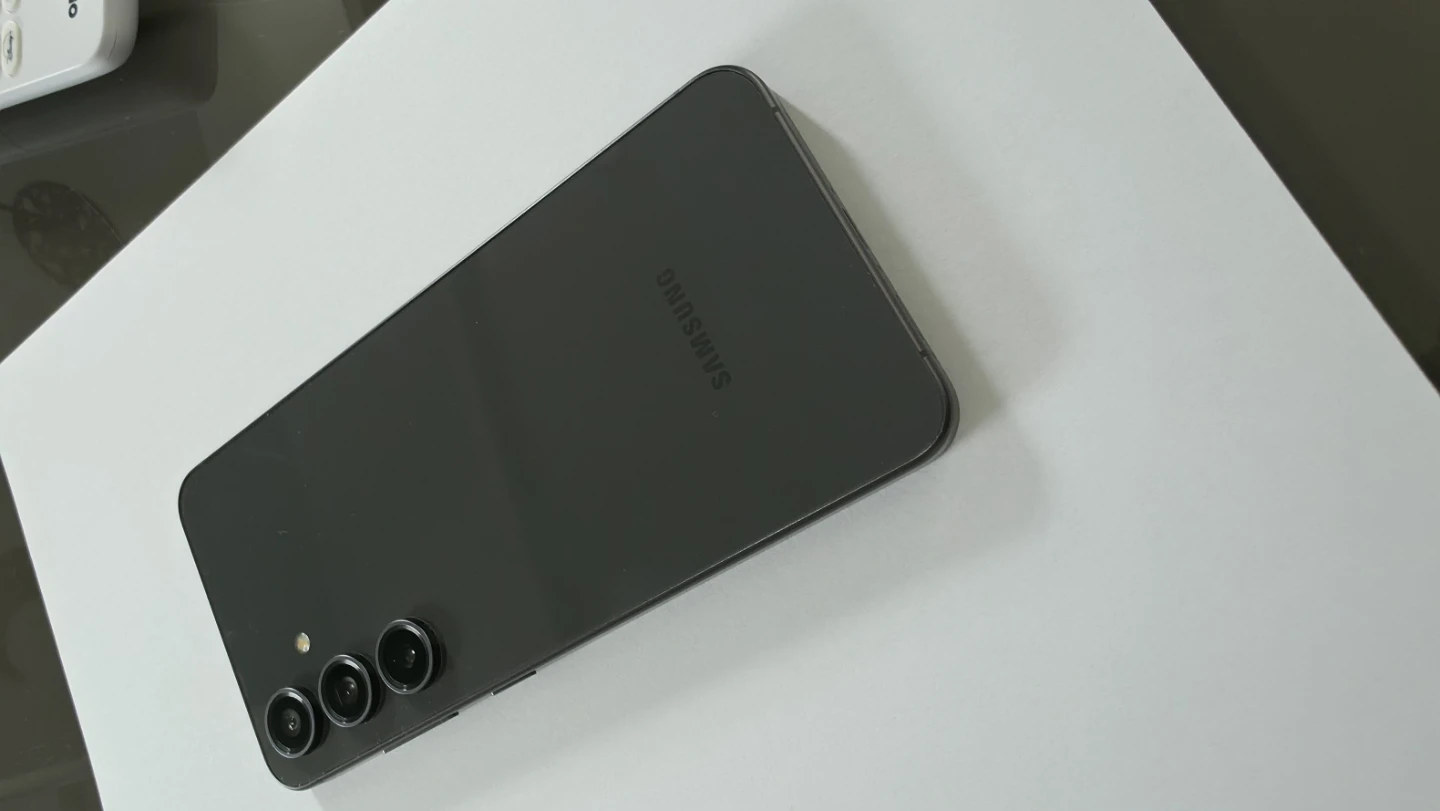 Samsung Galaxy S24 FE Smartphone - photo 5