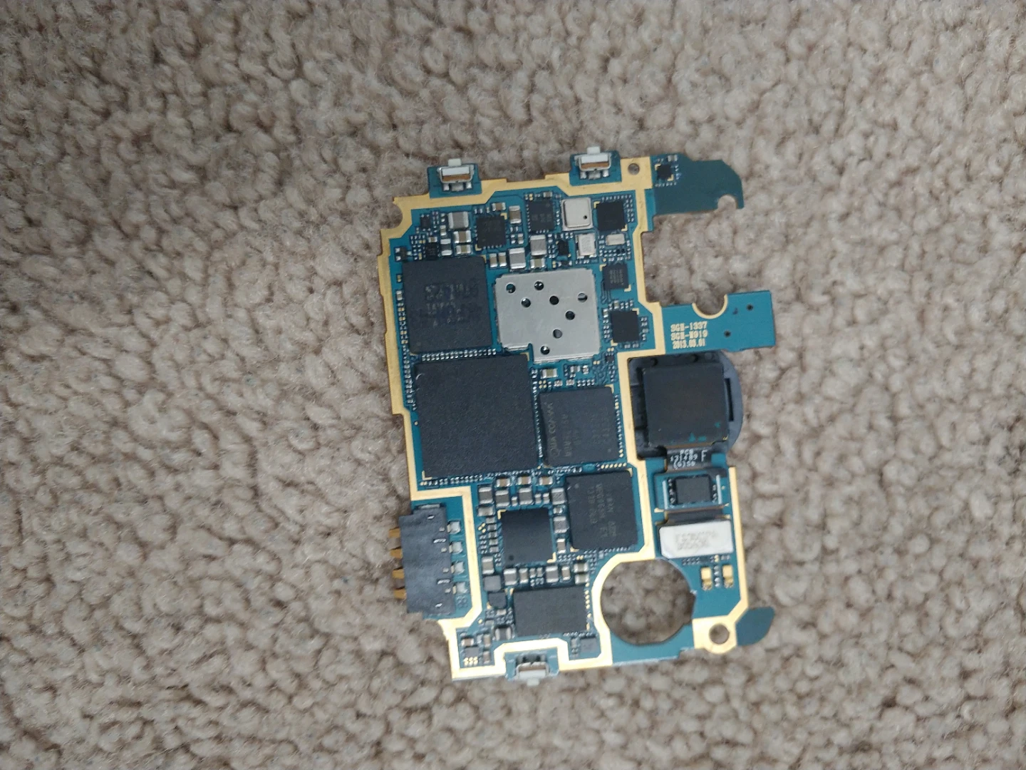 Samsung Galaxy S4 motherboard - photo 2