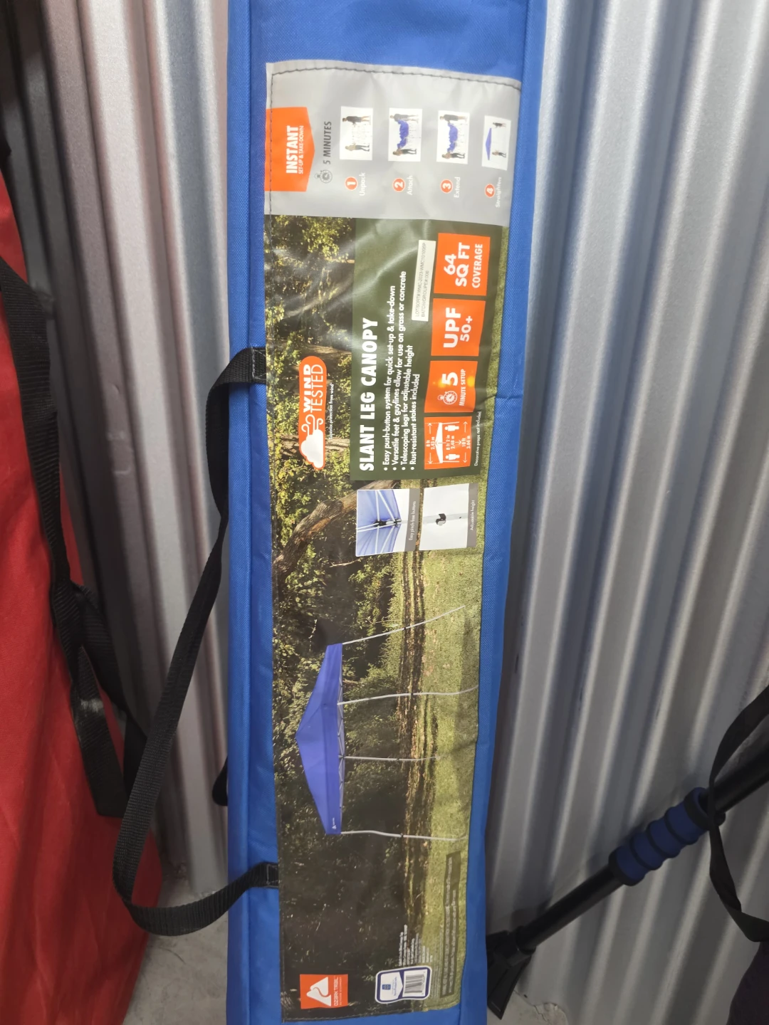 Blue camping tent (10x10 ft) - photo 3