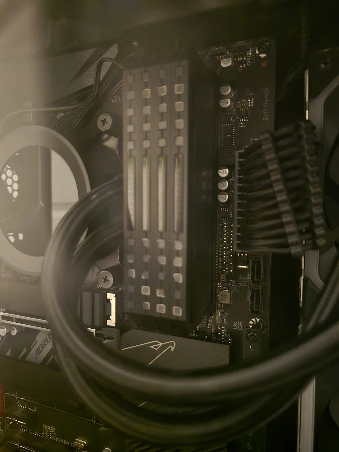 Gaming PC | 5800X3D | RTX 3080 | 32GB | 2TB Storage - photo 3