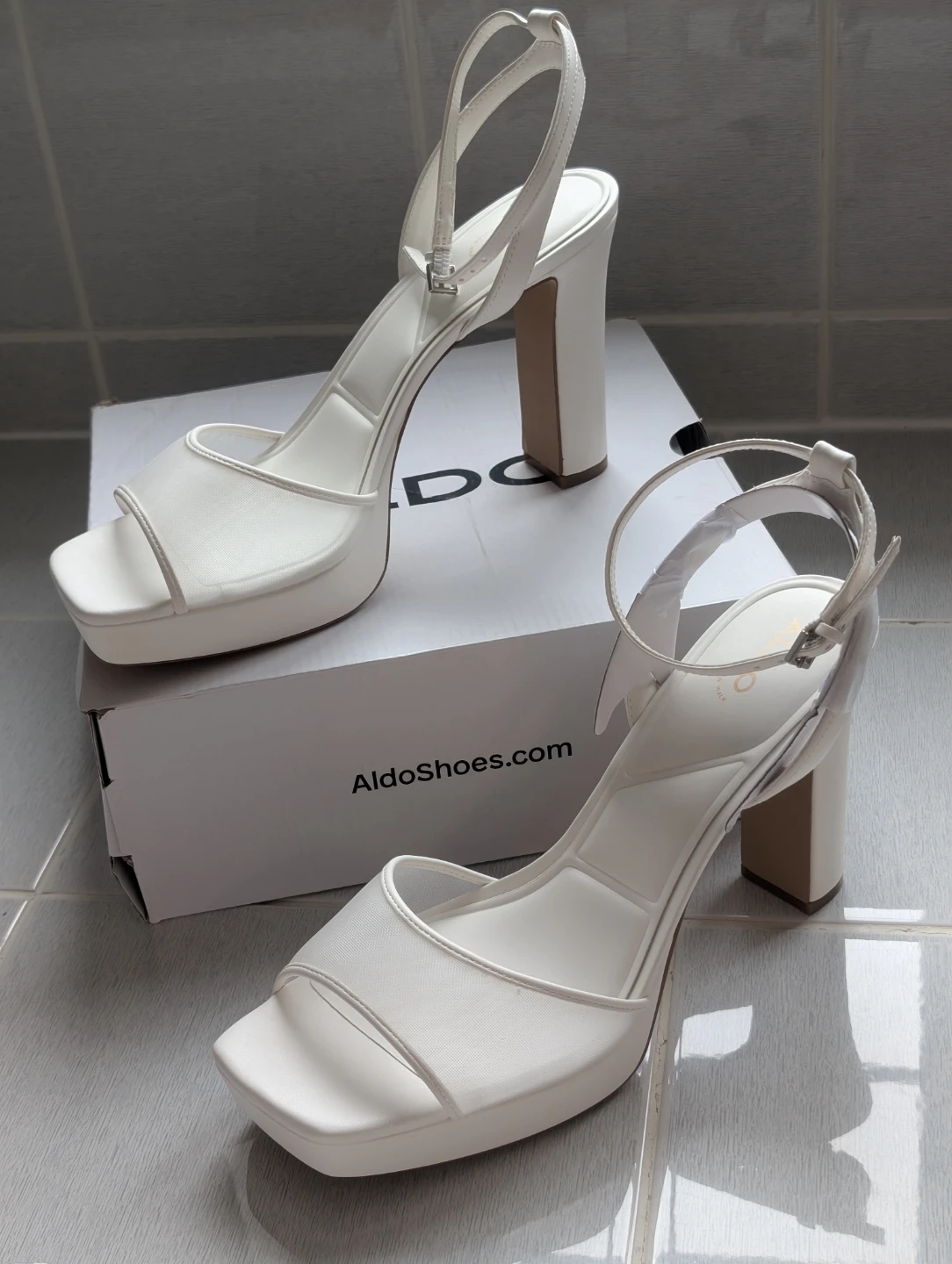 Aldo White Platform Block Heel Sandals Women's 11