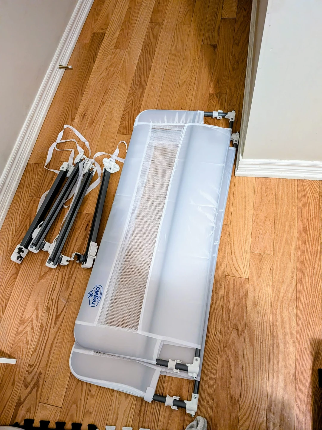 Regalo Baby Gate