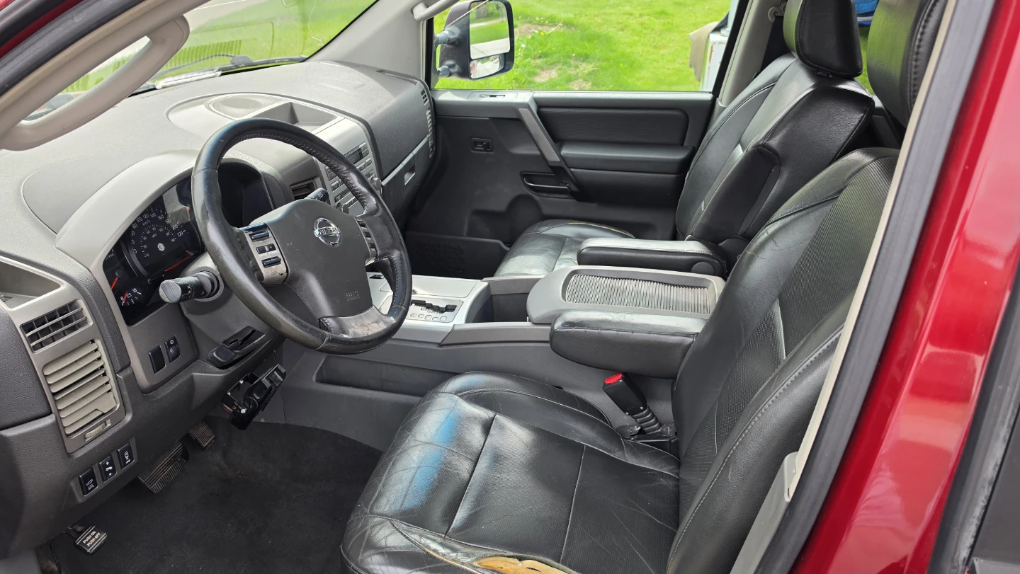 Nissan Armada LE - photo 5