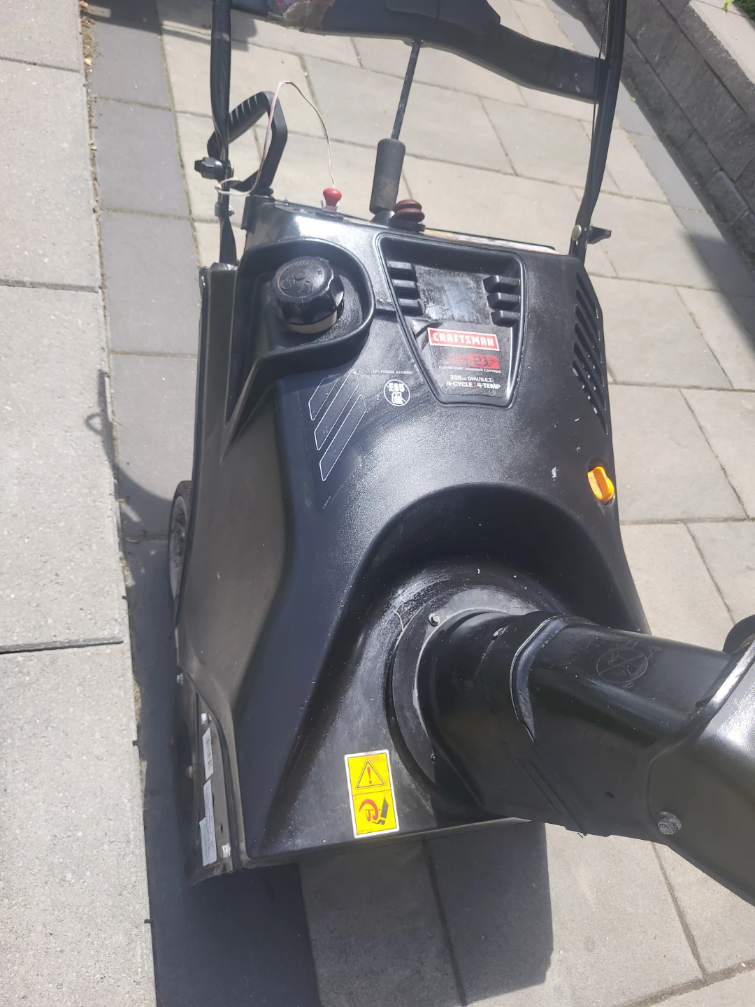 CRAFTSMAN 21" Snowblower - photo 3