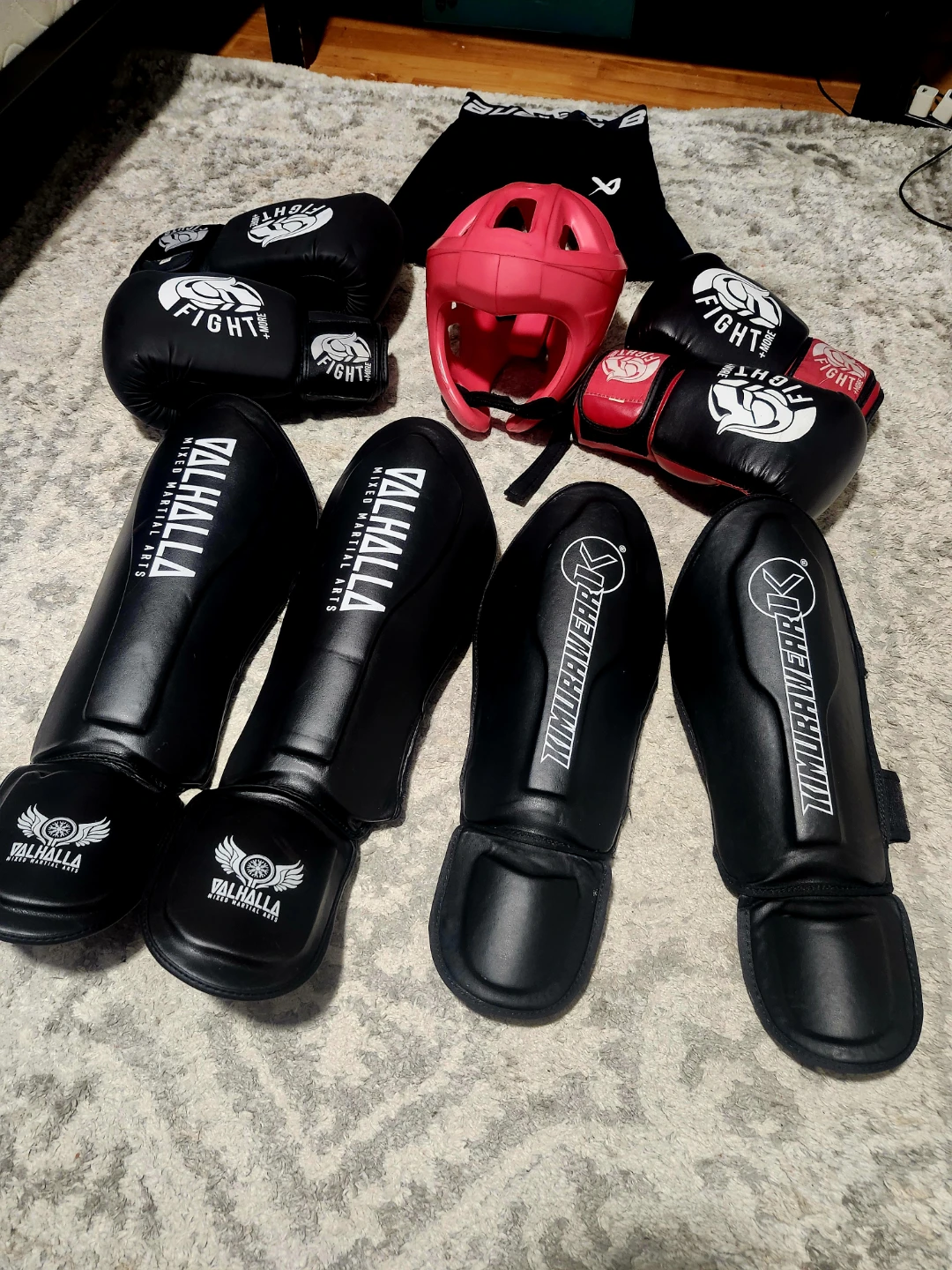 Mixed Martial Arts Gear Set