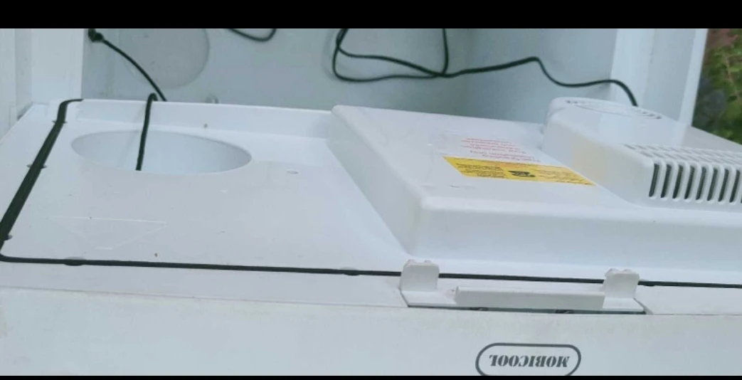Mobicool MT35W Thermoelectric Cool Box - photo 2