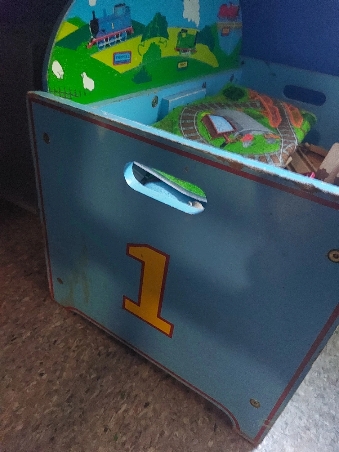Thomas the Tank Engine Wooden Toy Box - photo 2