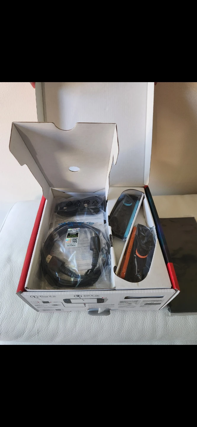 *Nintendo Switch 2-Like New - photo 3