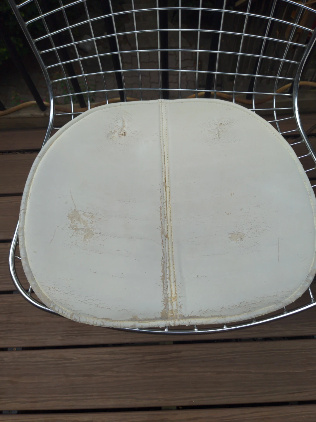 Set of 2 Chrome Wire Chairs with White Cushions - photo 2