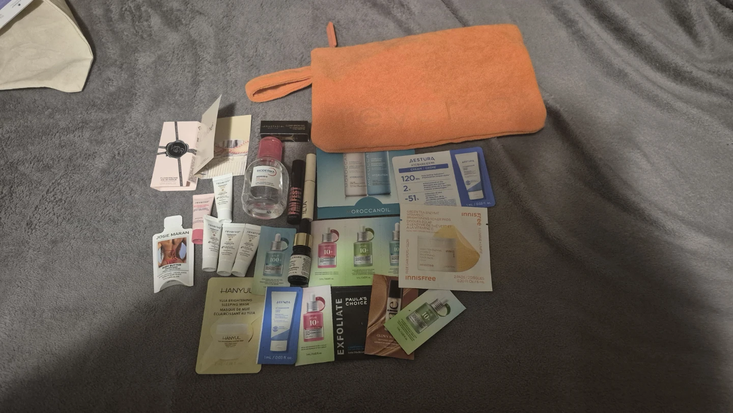 Assorted Skincare Samples & Pouch - photo 2