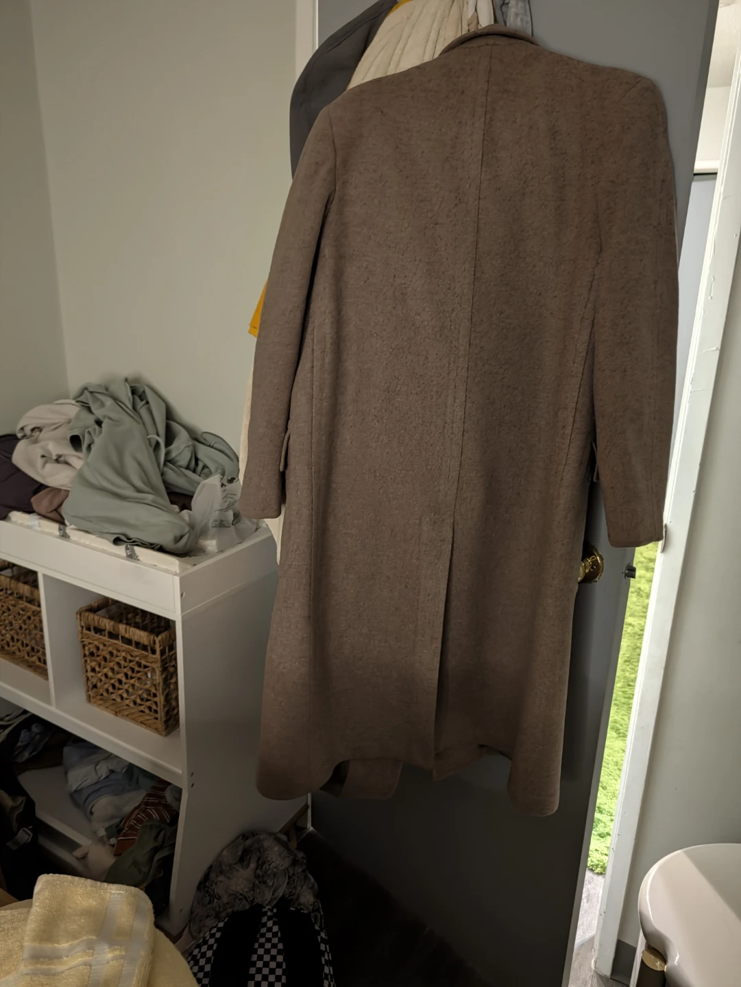 Is good condition size large for men's - photo 4