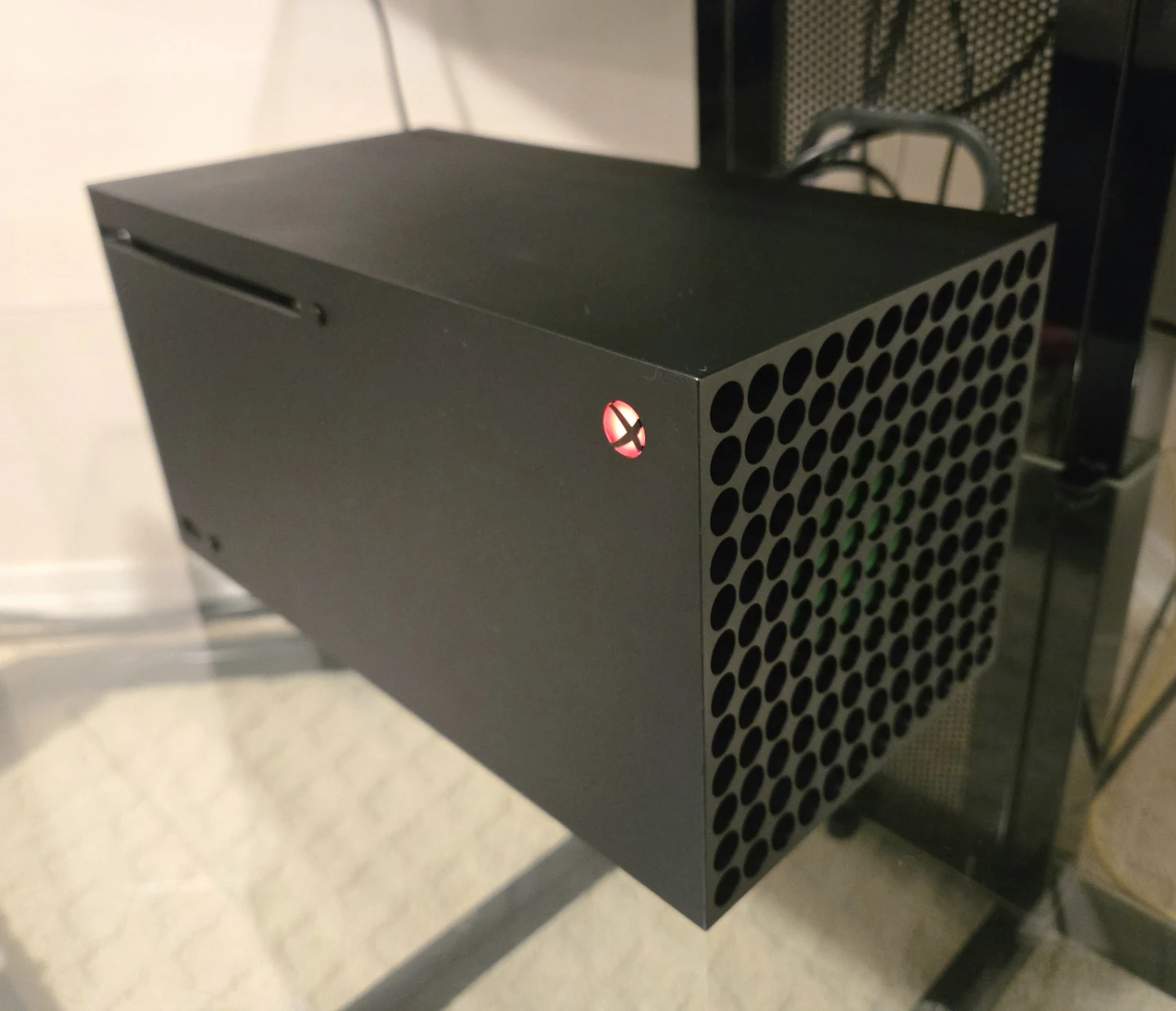 XBOX SERIES X 1TB BUNDLE / RED POWER BUTTON - photo 3