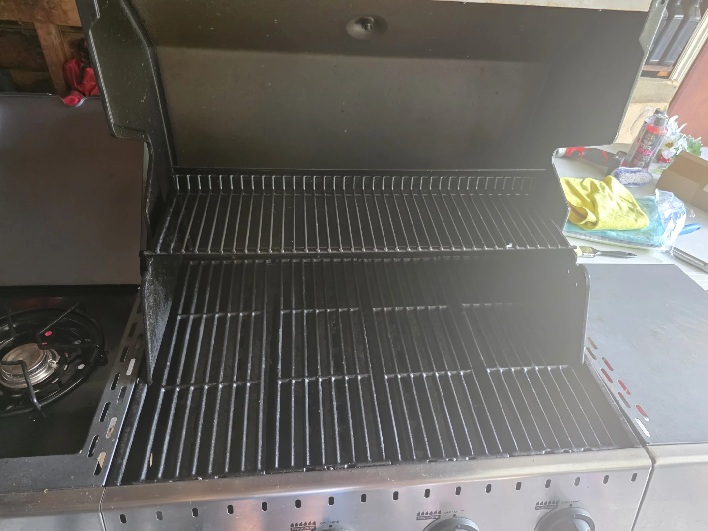 Gas BBQ Grill with Side Burner - photo 3