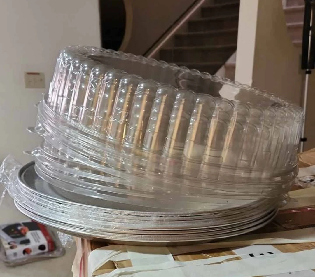 New Aluminum Foil Pie Pans with Lids set of 8