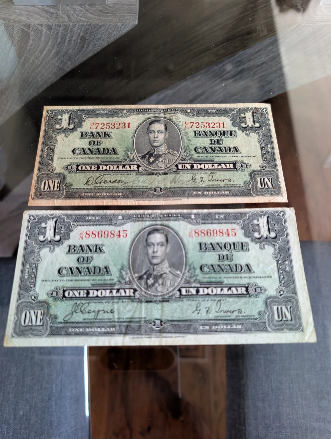 Two 1954 Canadian One Dollar Banknotes