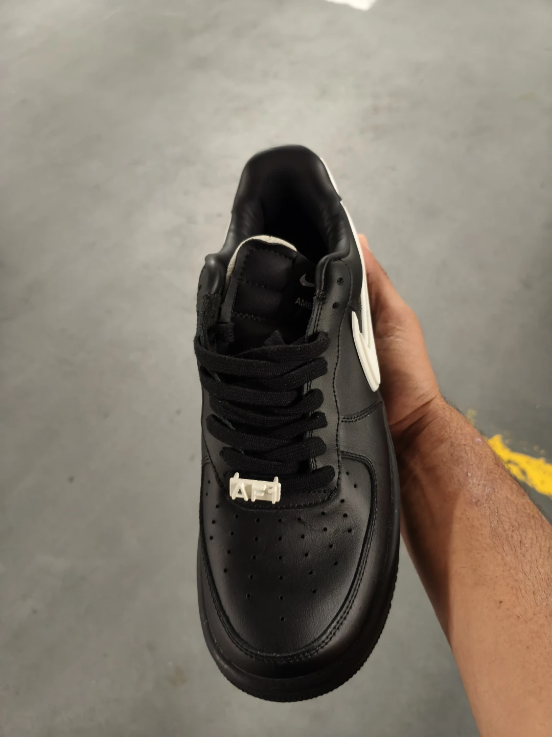 Men's Nike Air force ones. Size 9.5. Like new. - photo 3