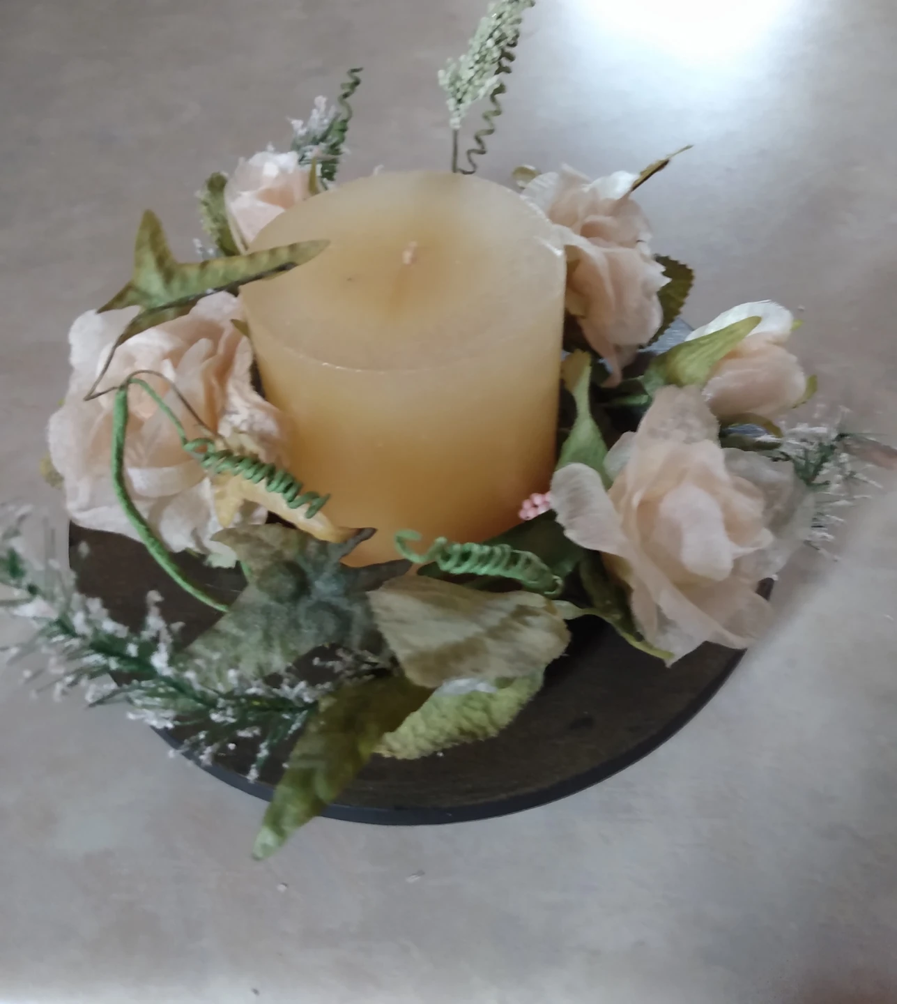 4pcs wooden stand with Floral Wreath and candle