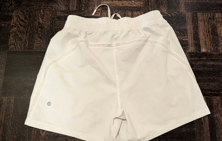 Lululemon Shorts (S) - photo 3