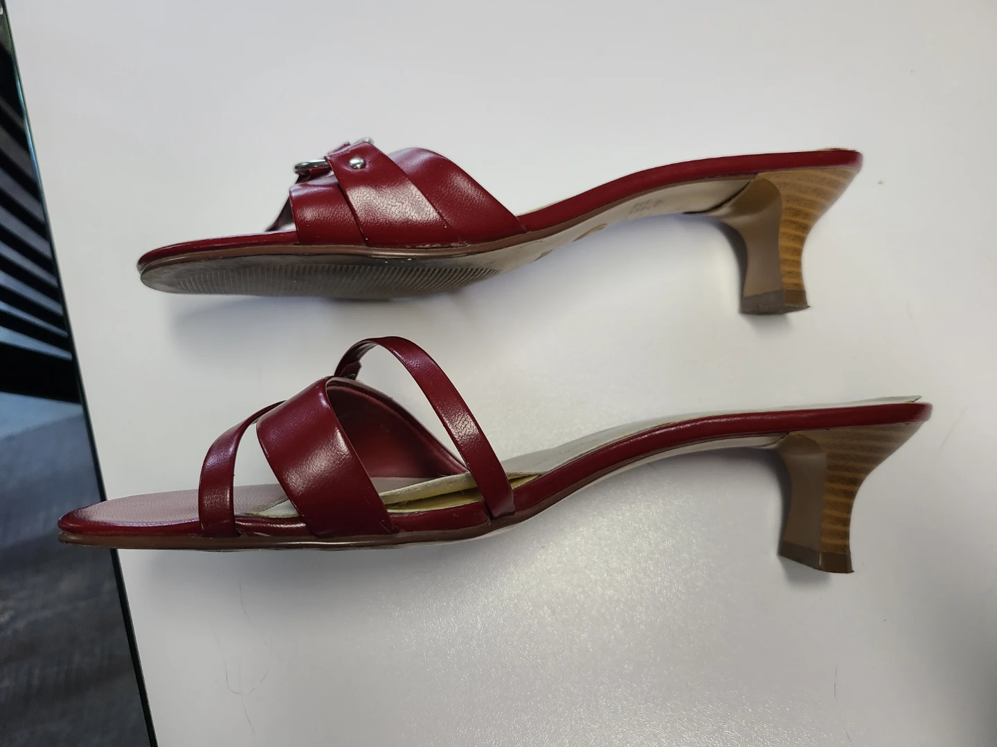 Fioni Red Slide Heels Size 8.5W - photo 2