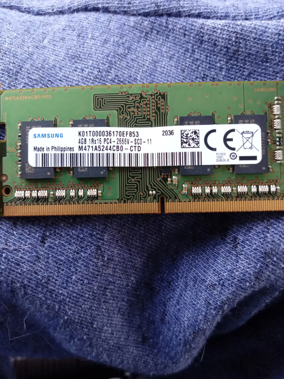 DDR4 RAM 4GB (Two of them) - photo 2