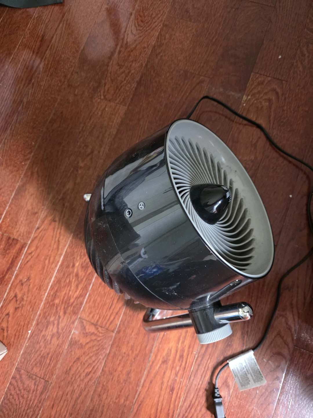 Vornado Air Circulator Fan - photo 2
