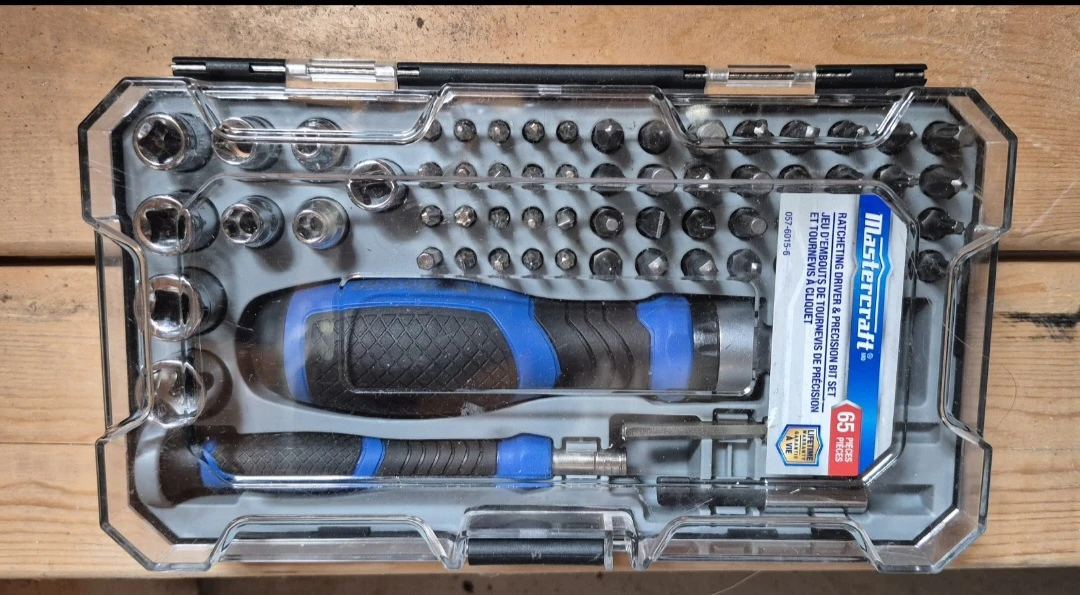 Mastercraft Ratcheting Driver & Precision Bit Set (65 Pieces)