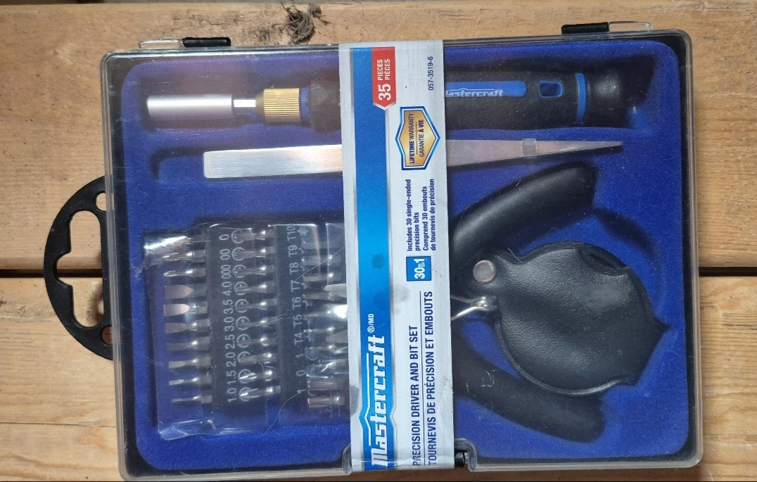 Mastercraft Ratcheting Driver & Precision Bit Set (65 Pieces) - photo 2