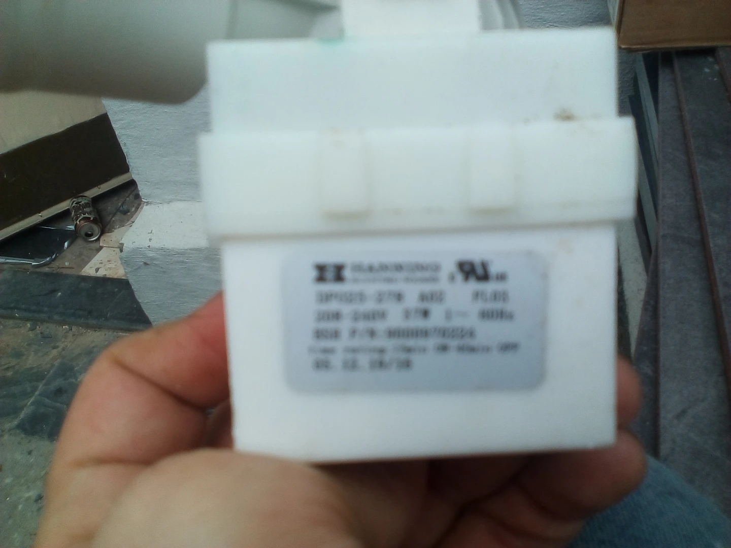 Electrolux Refrigerator Defrost Timer 215846602 - photo 2