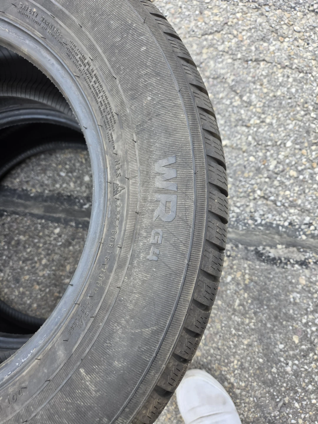 3 Tire 235/60R16 Nokian WR G4 All Weather - photo 4