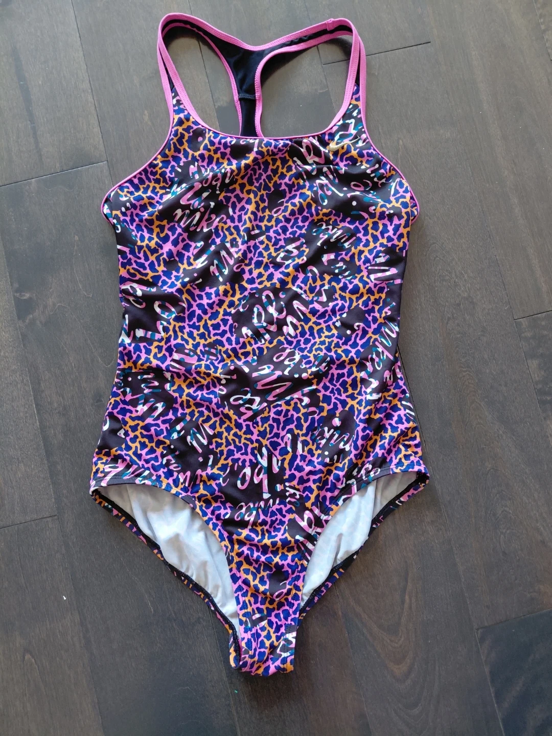 Nike Youth Swimsuit Size 10-12 Years