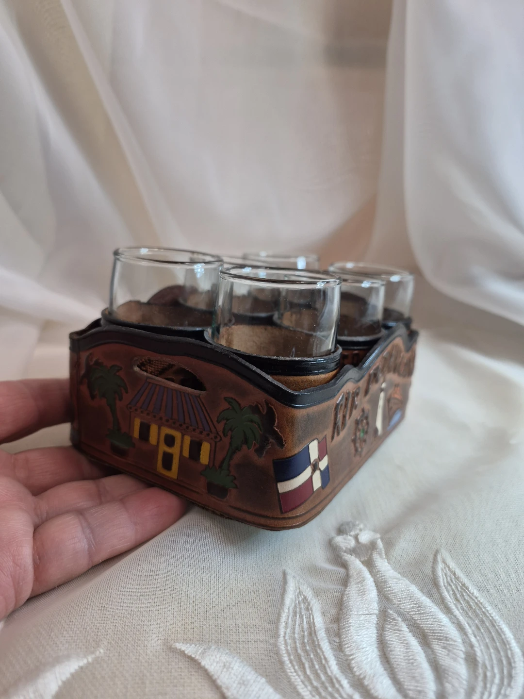 Set of 6 Dominican Republic Leather Holder Shot Glasses - photo 4