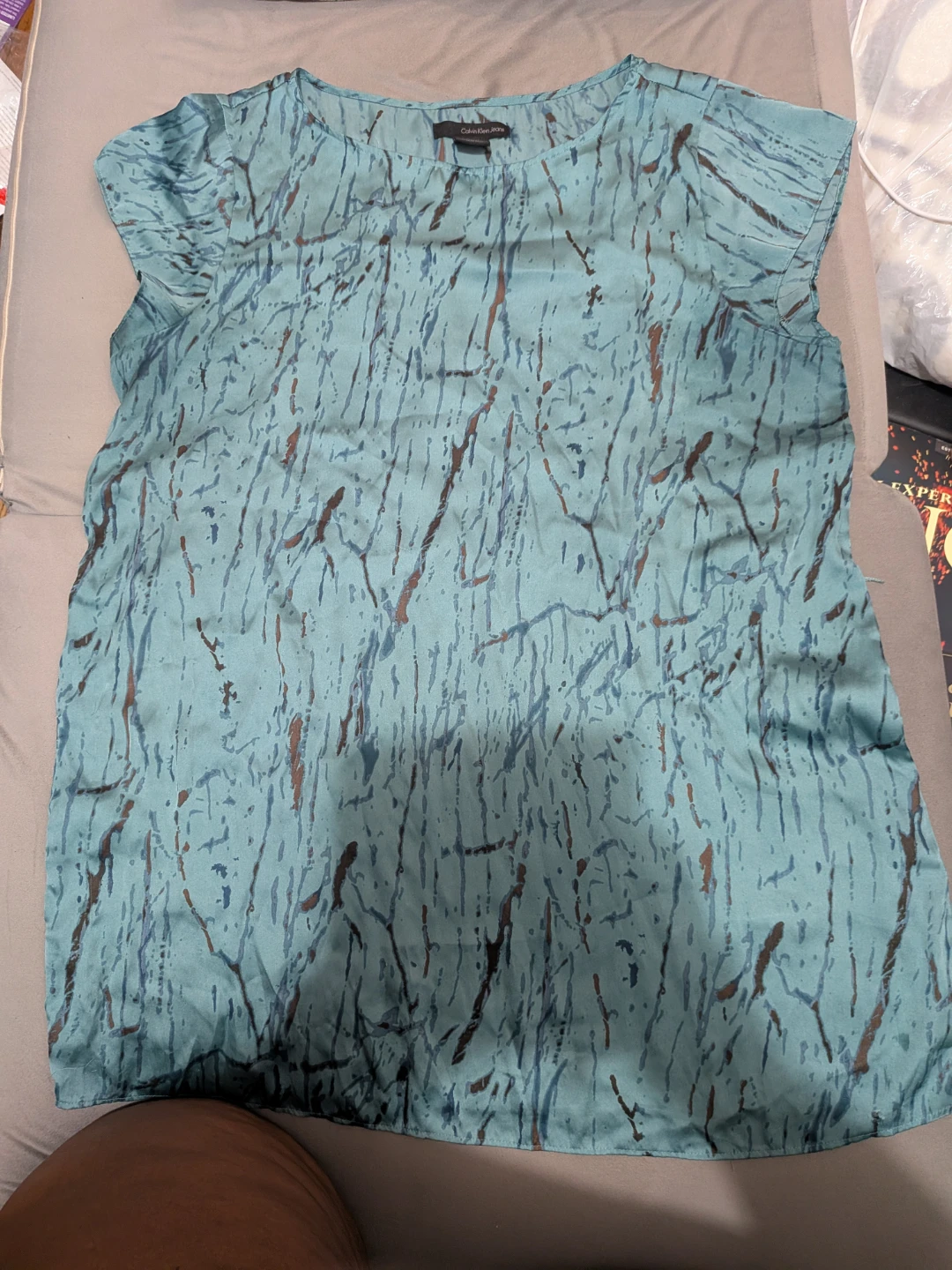 Calvin Klein Jeans Women's Blue Print Top XL