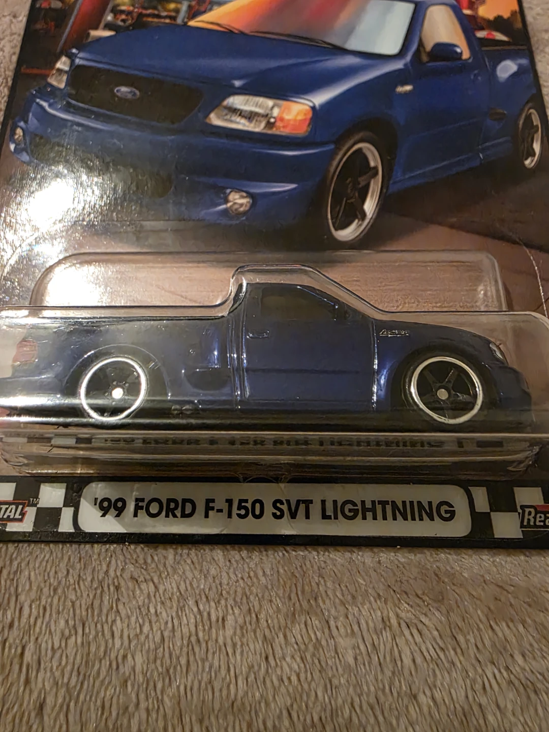 Hot Wheels Premium Blvd  '99 Ford F-150 Lightning Die-Cast Truck - photo 3