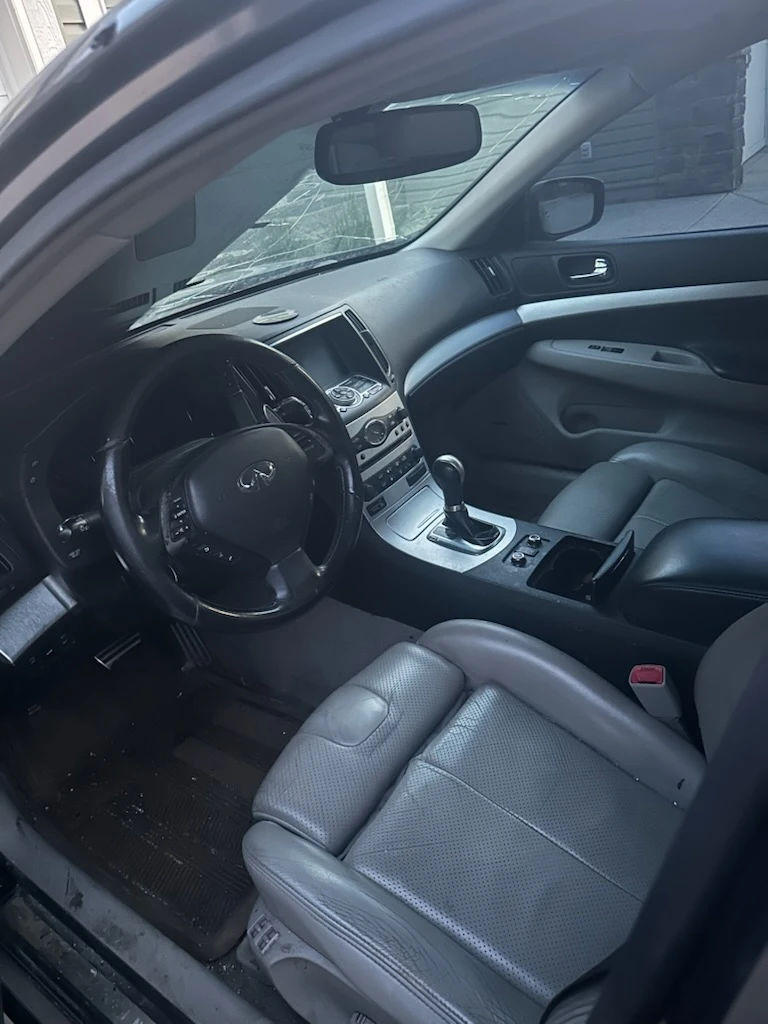 Infiniti G37x Sedan - Price is negotiable - photo 3