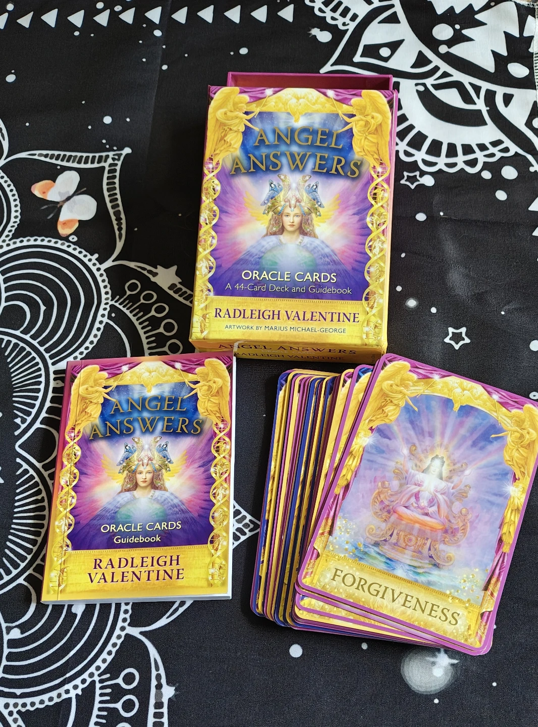 Angel Answers 🪽 44 Card Deck + Slipbox + Guidebook