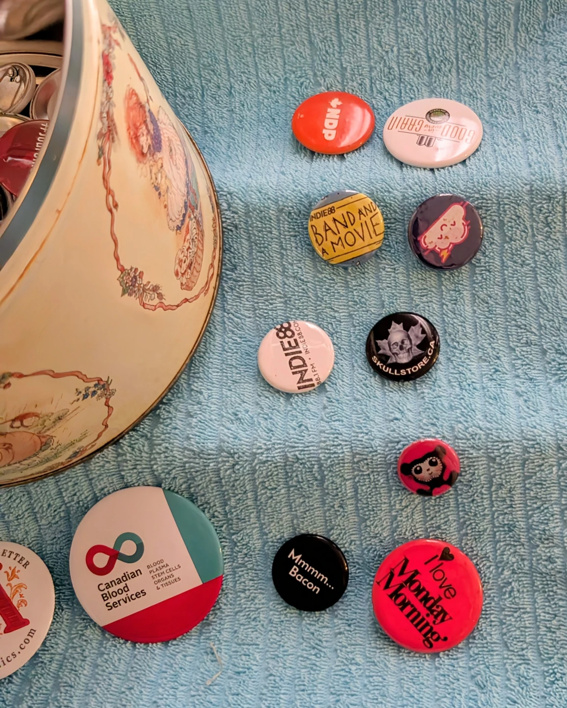 Assorted Buttons - photo 3