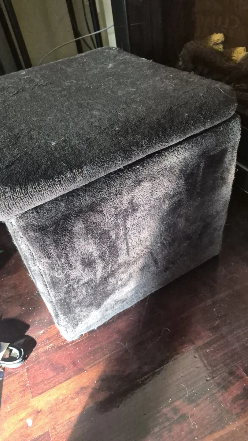 Ottoman and random contents - photo 3
