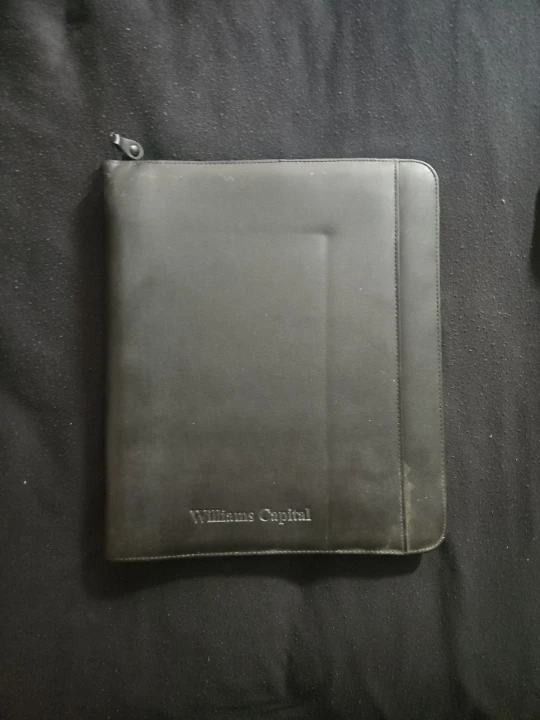 Black portfolio padfolio