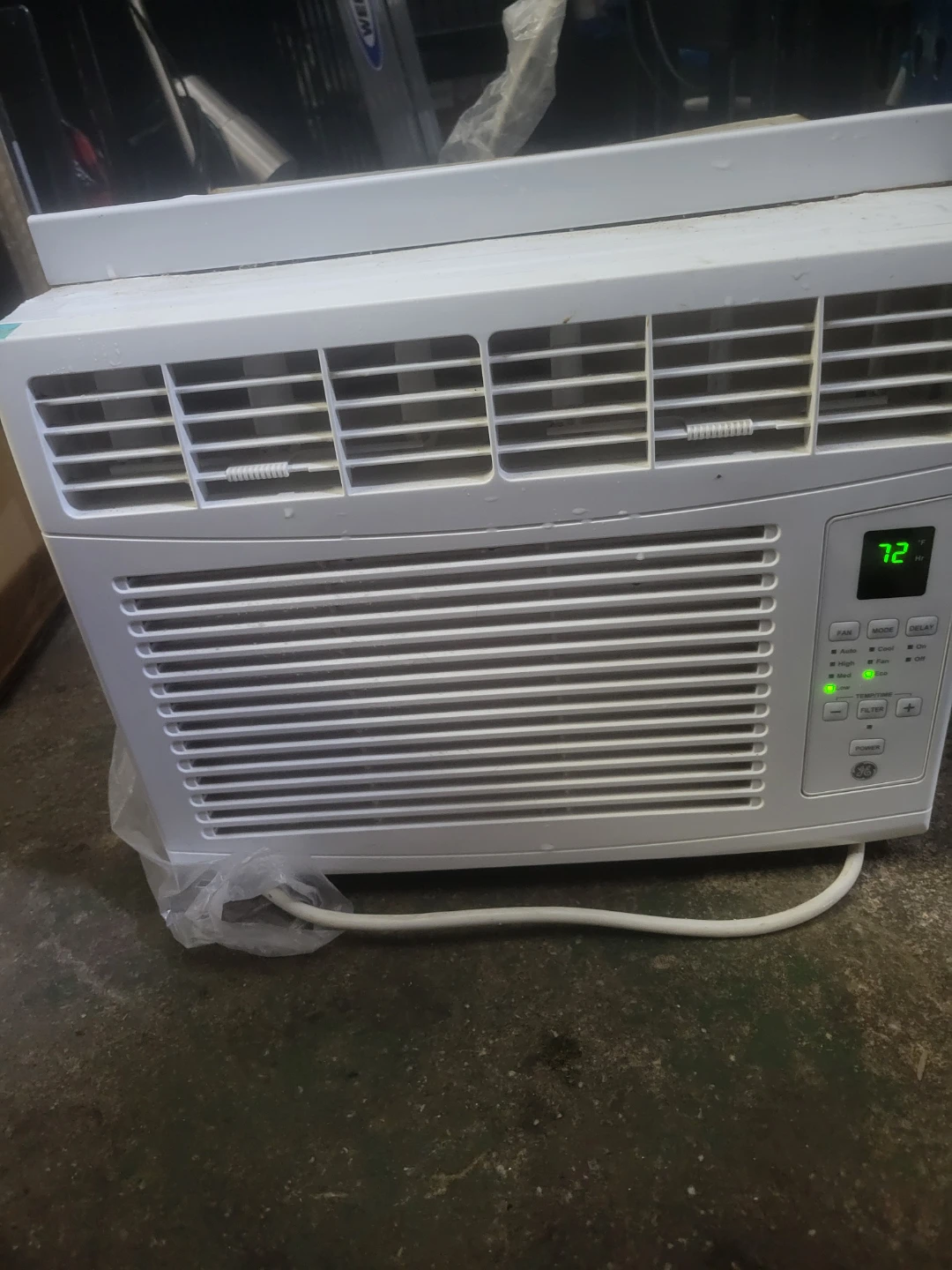 Window Air Conditioners - photo 2