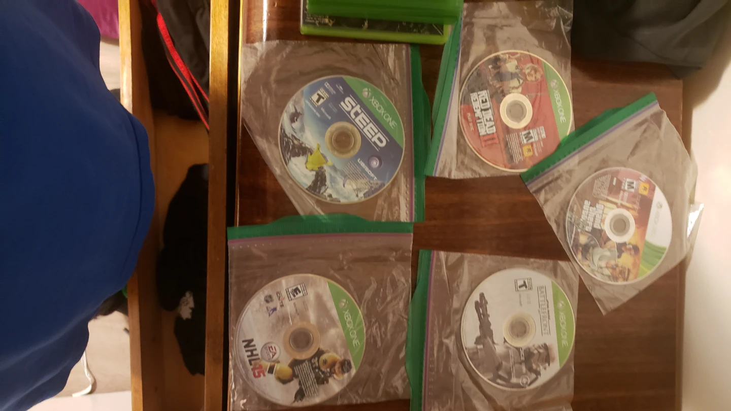 Xbox One Games Bundle read description - photo 2