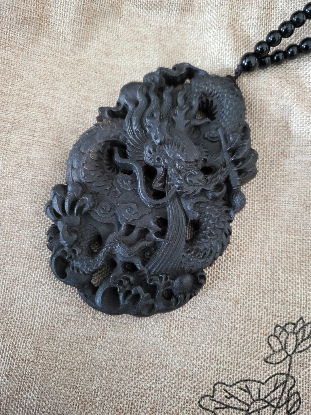 7cm Indonesian agarwood carved dragon portable collectible piece