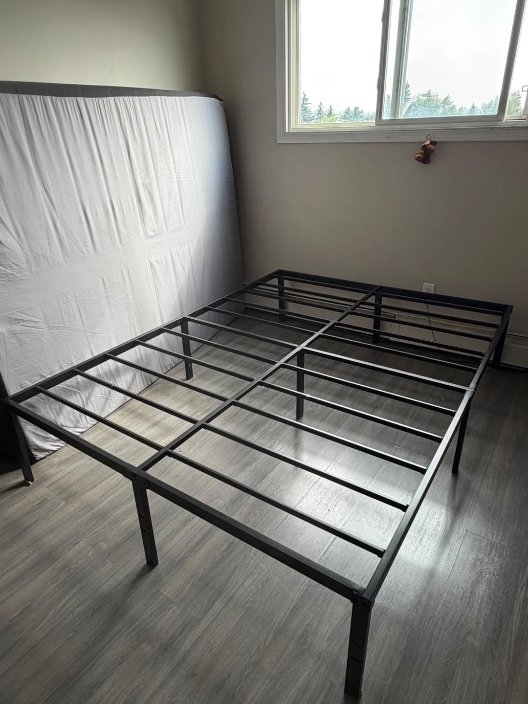 Queen bed set - $200 - photo 5