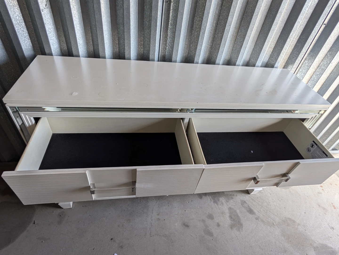 White Dresser with 6 Drawers - photo 5