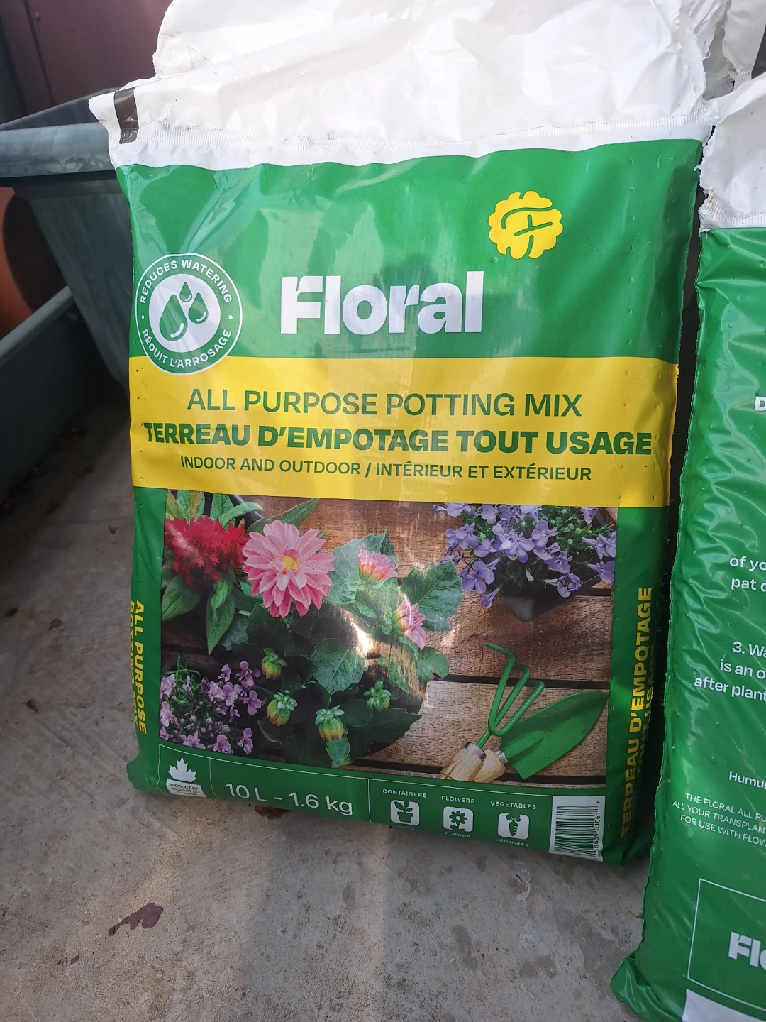 8 Bags Floral All Purpose Potting Mix - 10 L (unopened)