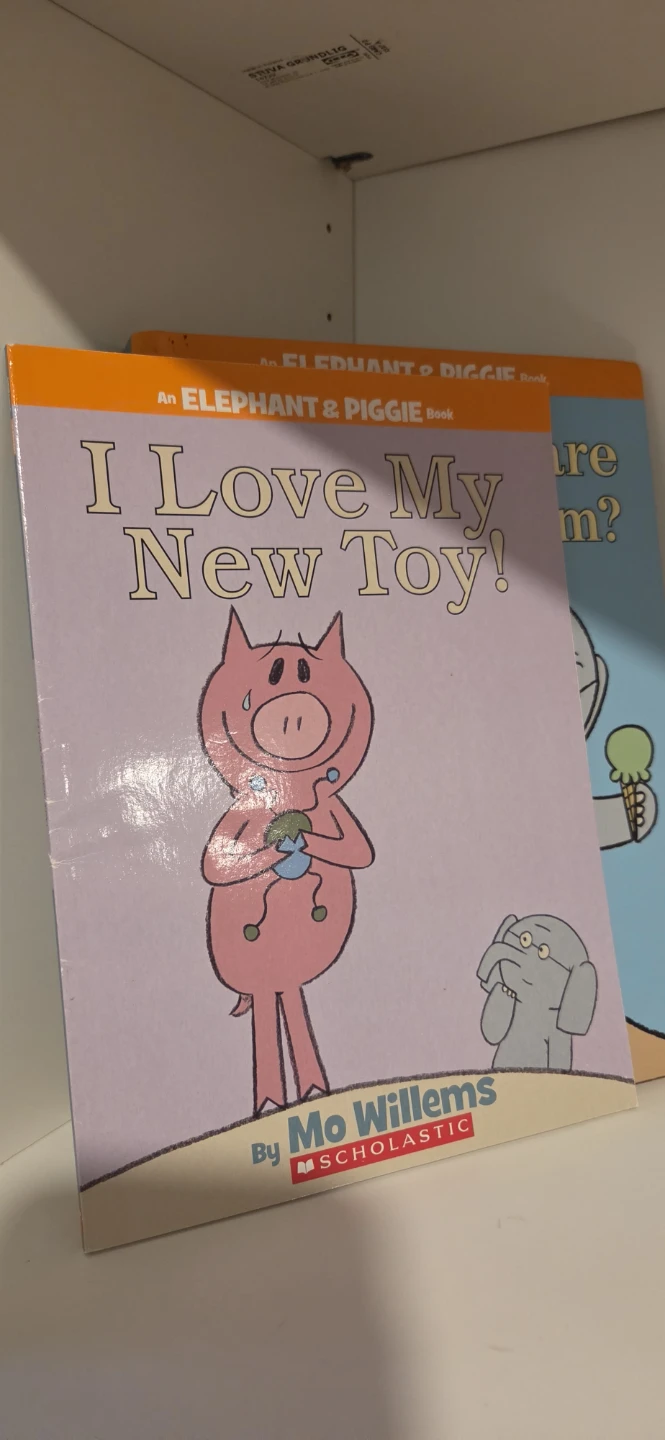An Elephant & Piggie Book - I Love My New Toy! by Mo Willems - photo 3