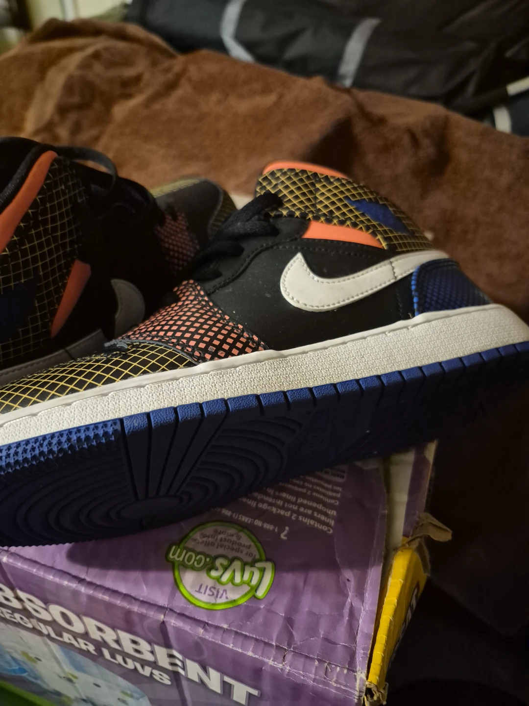 Jordan 1 Mid SE 'Light Mulberry' Sneakers - photo 2