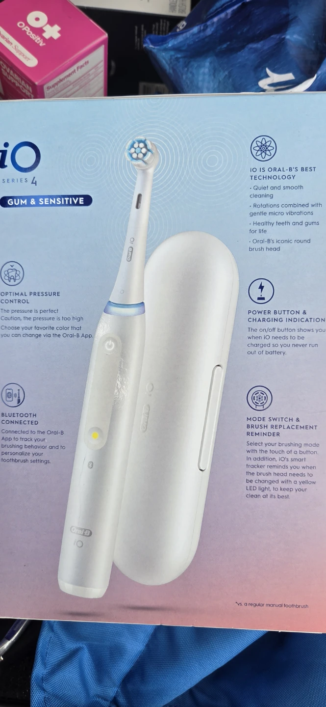 Oral-B iO Series 4 Rechargeable Toothbrush - photo 3
