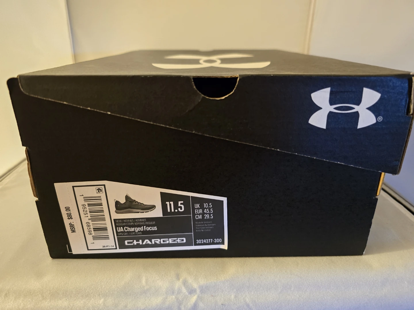 Under Armour Charged Sneakers 11.5