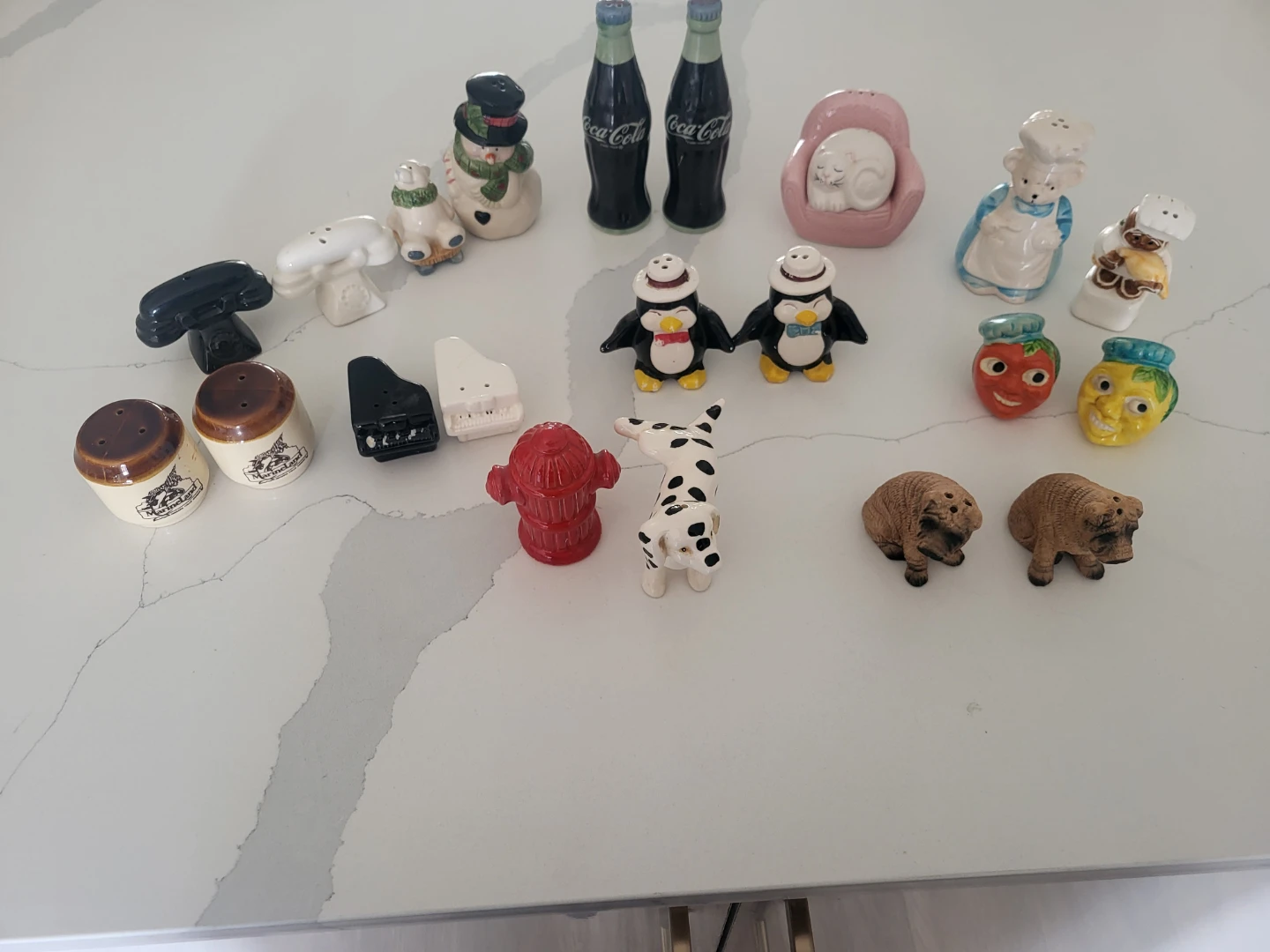 Salt and pepper shakers - photo 3