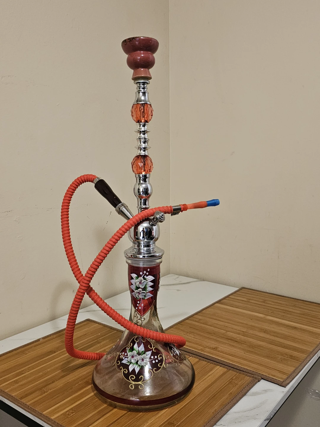 Decorative Hookah Pipe with Red Hose